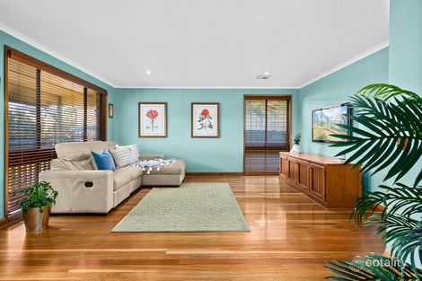 Property photo of 6 Carbeen Crescent Cordeaux Heights NSW 2526