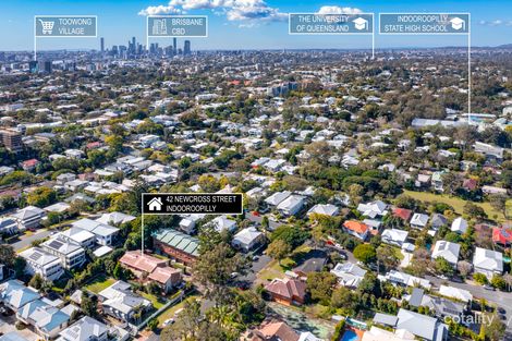 Property photo of 2/42 Newcross Street Indooroopilly QLD 4068