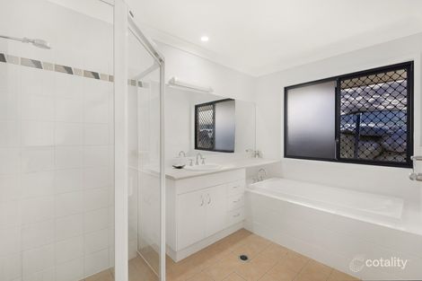 Property photo of 20 Beerwah Street Pacific Pines QLD 4211