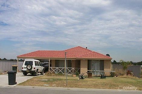 19 Chiltern Ave, Brookdale, WA 6112