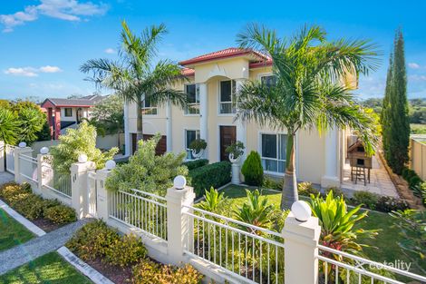 64 Golden Bear Dr, Arundel, QLD 4214