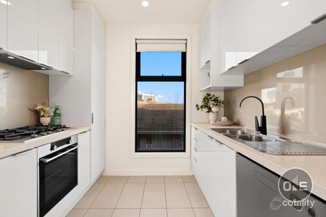 Property photo of 7/71 Thames Street Box Hill VIC 3128