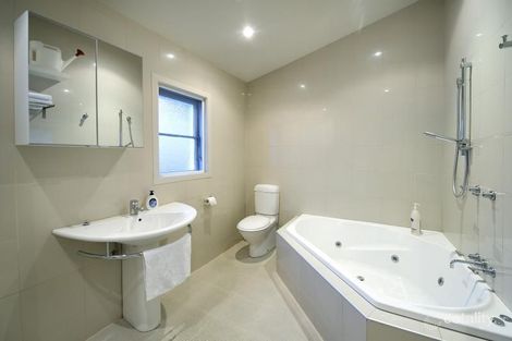 Property photo of 98 Kilby Road Kew East VIC 3102