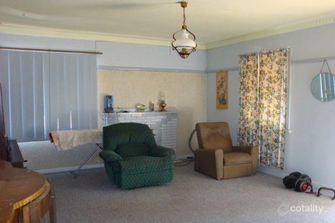 Property photo of 2 West Street Trundle NSW 2875