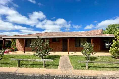 4/161 Nasmyth St, Young, NSW 2594