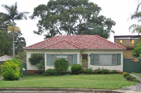 4 Eyre Pl, Kirrawee, NSW 2232