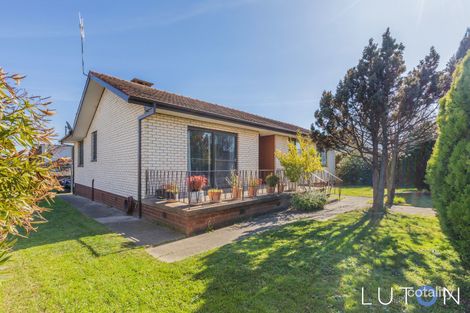 Property photo of 17 Yass Road Queanbeyan East NSW 2620