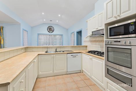 Property photo of 70 Edgbaston Circuit Berwick VIC 3806