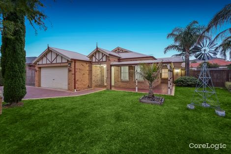 Property photo of 70 Edgbaston Circuit Berwick VIC 3806