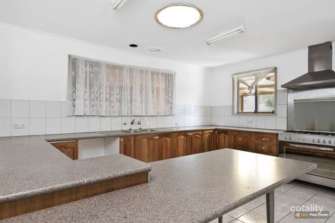 Property photo of 13 Winnima Avenue Hampton Park VIC 3976