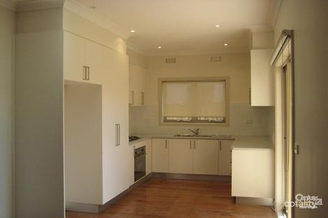 Property photo of 34 Hill Street Bentleigh East VIC 3165