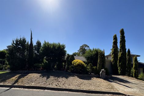 8 Bangalay Cres, Surrey Downs, SA 5126