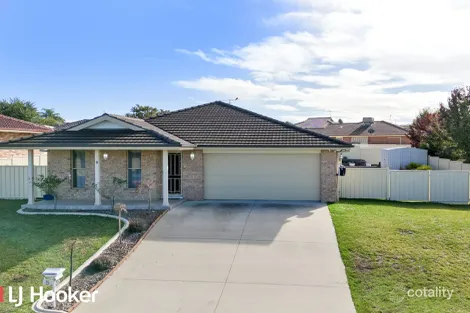 Property photo of 5 Kalinda Place Hillvue NSW 2340