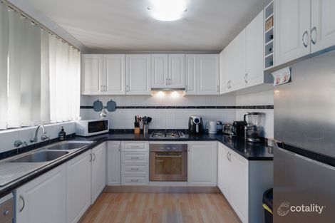 Property photo of 1/4 Hepworth Way Noranda WA 6062