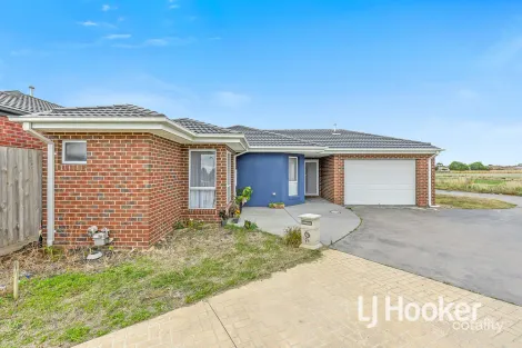 Property photo of 49 Sallys Run Hampton Park VIC 3976