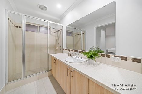 Property photo of 17 Ensign Drive Swan View WA 6056