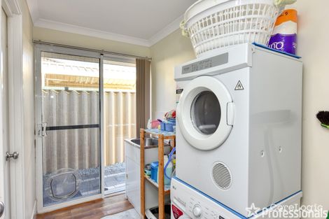 Property photo of 13 Wittecarra Crescent Port Kennedy WA 6172