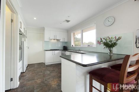 Property photo of 47 Buckingham Drive Rowville VIC 3178