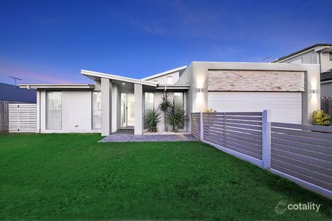 50 Foxwood Cct, Wakerley, QLD 4154