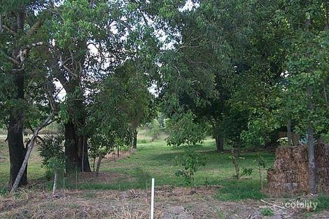 98 Park St, Park Avenue, QLD 4701