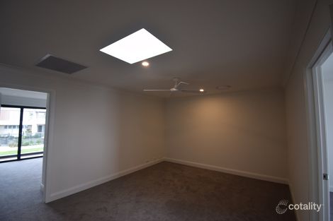 Property photo of 171 Harbour Boulevard Shell Cove NSW 2529