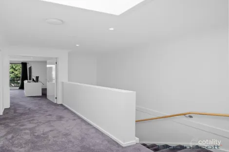 Property photo of 51 Crefden Street Maidstone VIC 3012