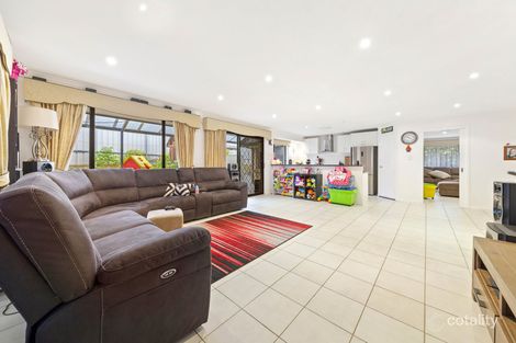 Property photo of 17 Manchester Circuit Craigmore SA 5114