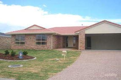 Property photo of 24 Tussock Crescent Elanora QLD 4221