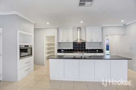 Property photo of 4 Canberra Close Port Kennedy WA 6172