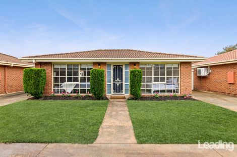 2/36 Ligar St, Sunbury, VIC 3429