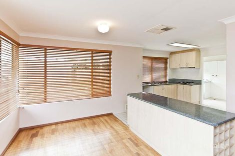 Property photo of 20 Woodbridge Drive Cooloongup WA 6168