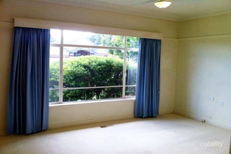 Property photo of 15 Laane Avenue Rosanna VIC 3084