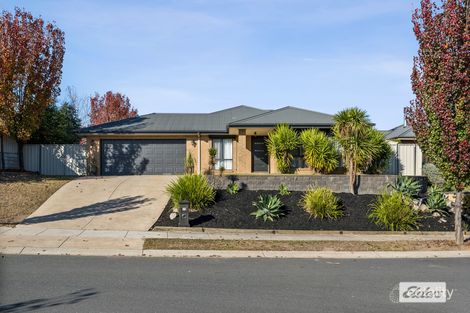Property photo of 25 McSwiney Court Leneva VIC 3691
