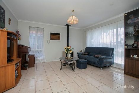 Property photo of 99 Lyrebird Way Thornlie WA 6108