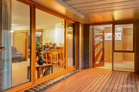 Property photo of 8 Newton Court Seaholme VIC 3018