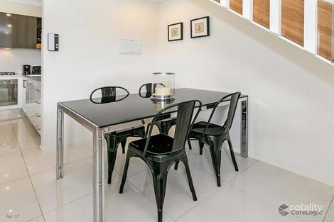Property photo of 2/9 Railway Terrace Corinda QLD 4075