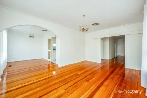 42 Moira Ave, Reservoir, VIC 3073