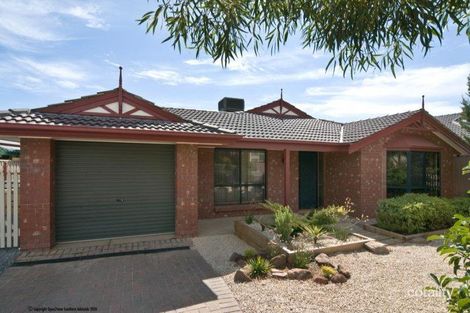20 Brooks Cct, Woodcroft, SA 5162