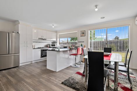 Property photo of 7/5 Melissa Way Pakenham VIC 3810