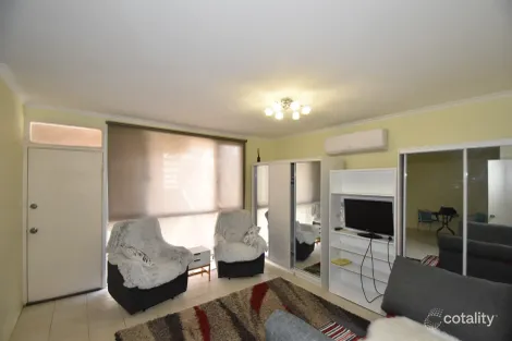 8/19 Nicker Cres, Gillen, NT 0870