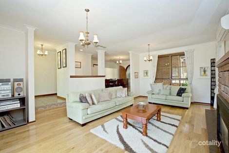 Property photo of 8 Abelia Court Duncraig WA 6023