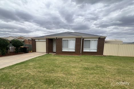 Property photo of 27 Middleton Avenue Griffith NSW 2680