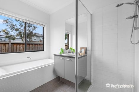 Property photo of 22 Totterdown Way Werribee VIC 3030