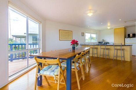 Property photo of 16 Bowcombe Crescent Ventnor VIC 3922