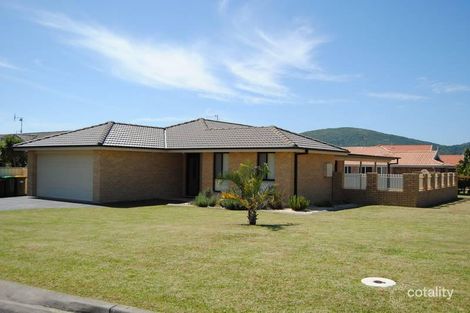 Property photo of 2 Smiths Close Forster NSW 2428