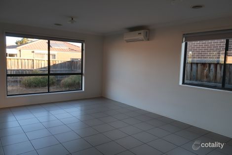 Property photo of 15 Springleaf Road Tarneit VIC 3029