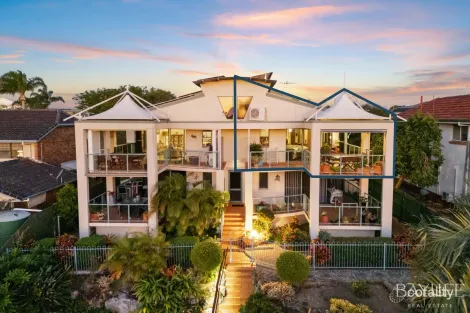 Property photo of 4/61 North Quay Scarborough QLD 4020