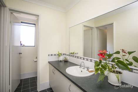 Property photo of 292 Sultana Road East Forrestfield WA 6058