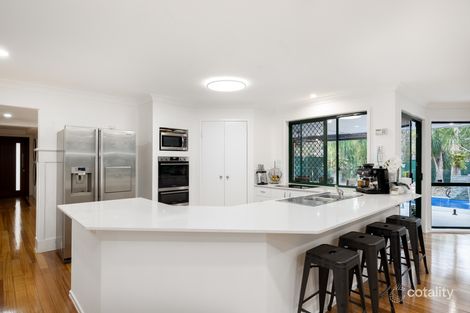 Property photo of 122 Eildon Close Munruben QLD 4125