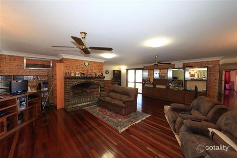 75 Sims Rd, Avenell Heights, QLD 4670